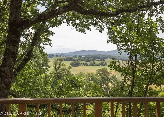 Sainte Camelle مكان تخييم Saint-Victor-Rouzaud