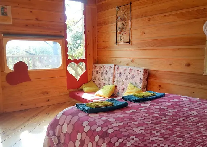 Sainte Camelle مكان تخييم *